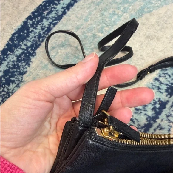 Celine Black Leather Crossbody Bag - Picture 4 of 9